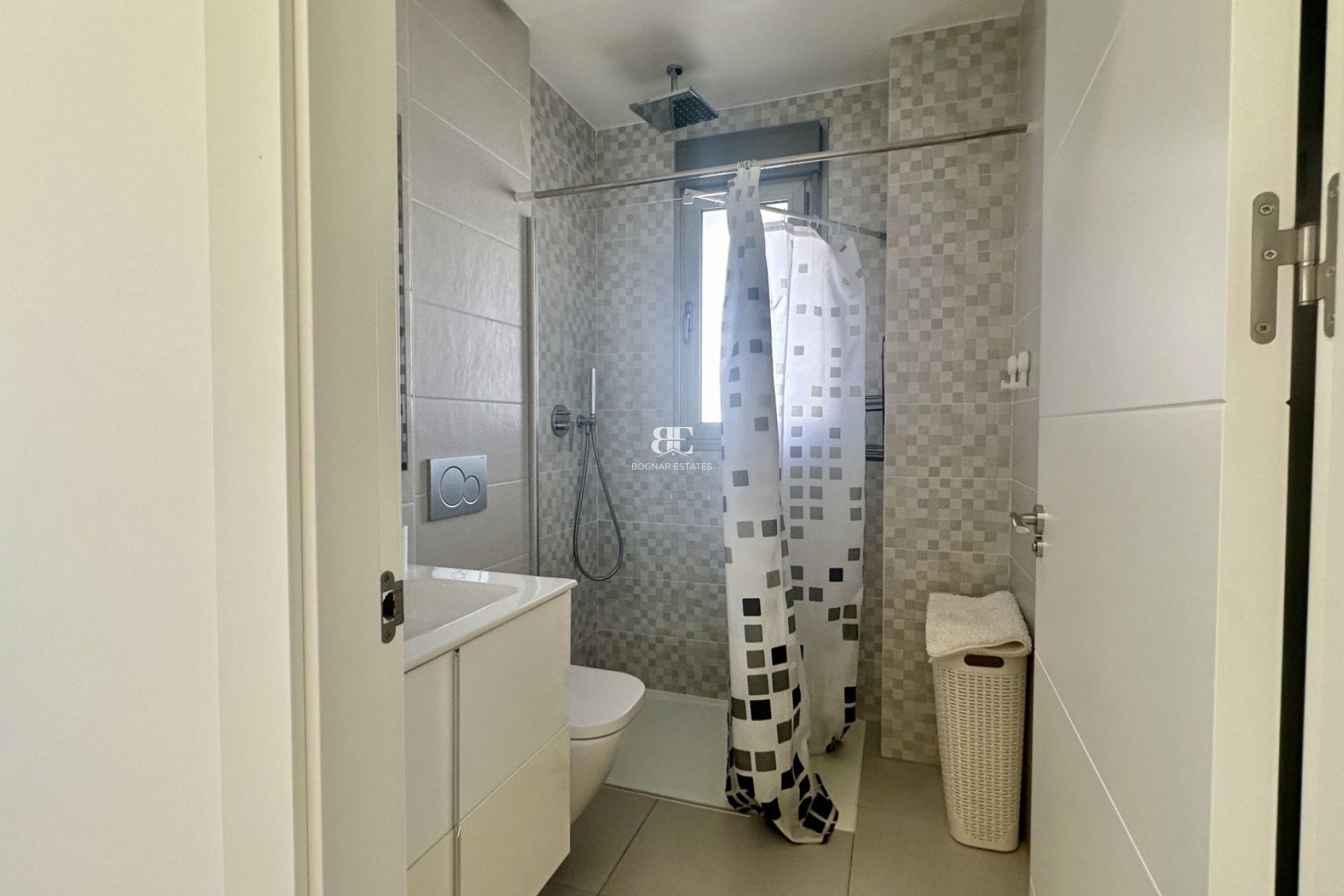 Resale - apartment -
Orihuela Costa - Villamartín