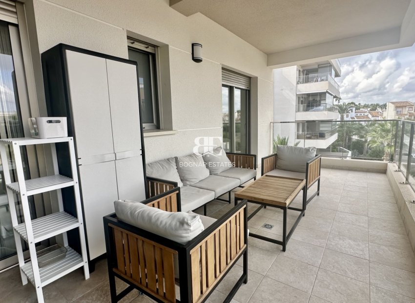 Resale - apartment -
Orihuela Costa - Villamartín