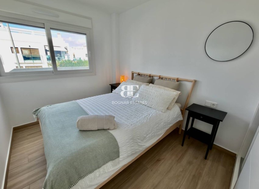 Resale - apartment -
Orihuela - Vistabella