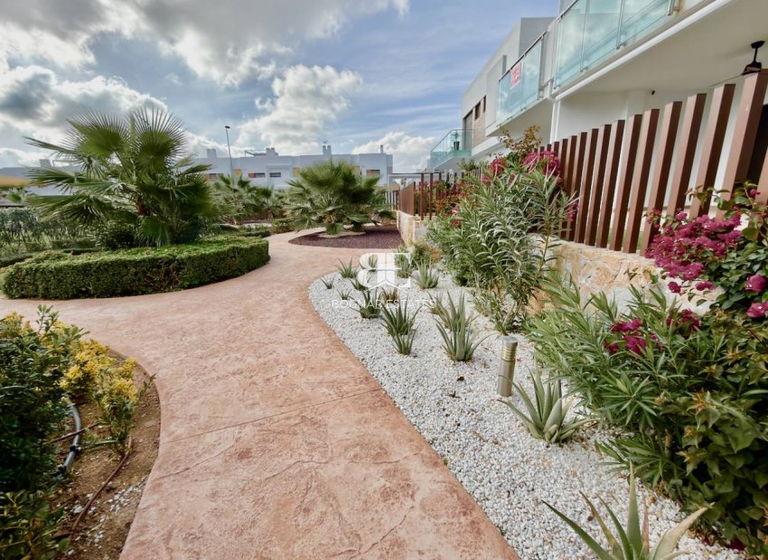 Resale - apartment -
Orihuela - Vistabella