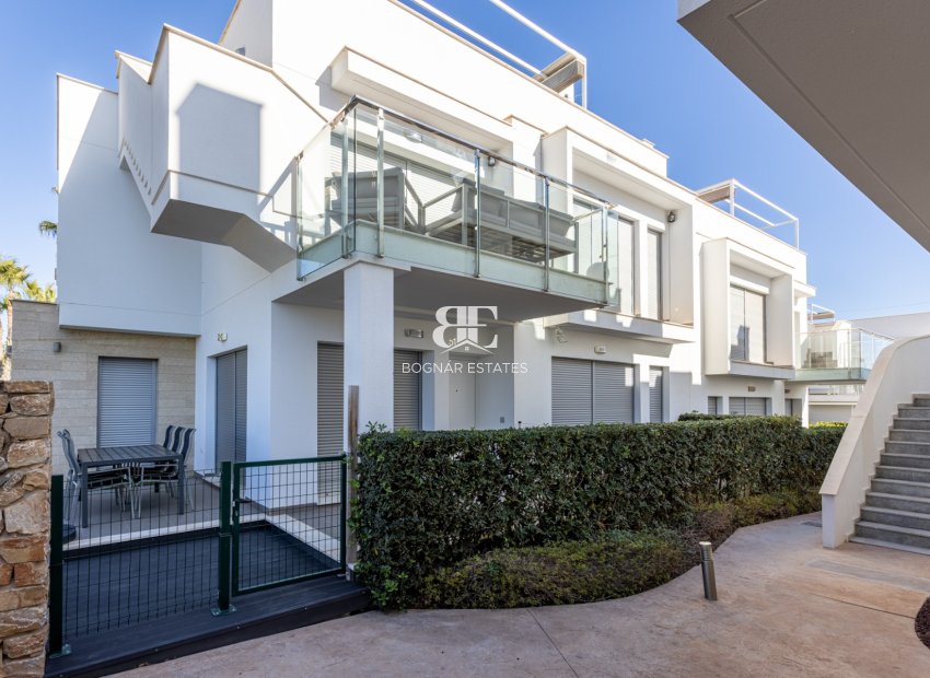 Resale - apartment -
Orihuela - Vistabella