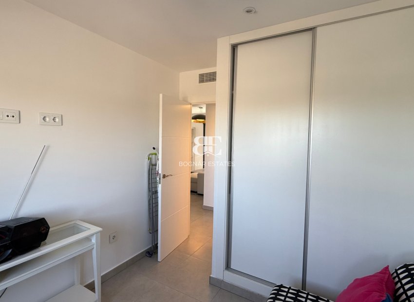 Resale - apartment -
Pilar de la Horadada - Costa Blanca