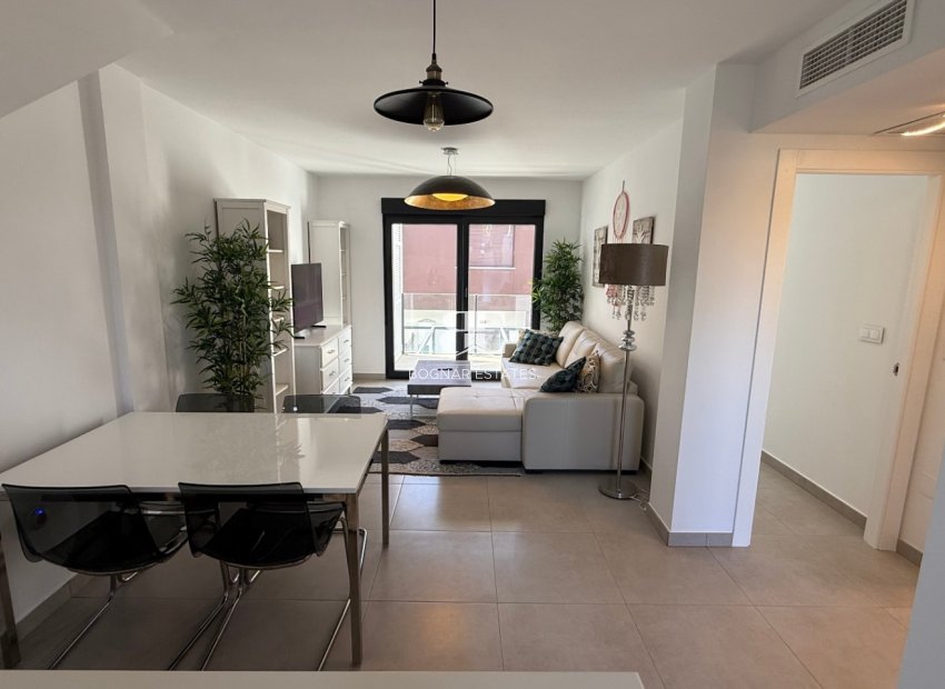 Resale - apartment -
Pilar de la Horadada - Costa Blanca