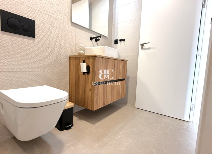 Resale - apartment -
Pilar de la Horadada - Costa Blanca