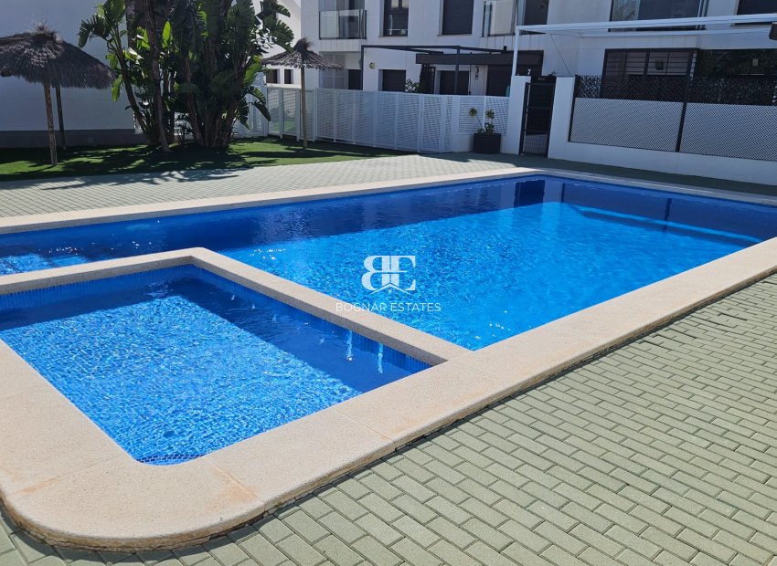 Resale - apartment -
Pilar de la Horadada - Costa Blanca