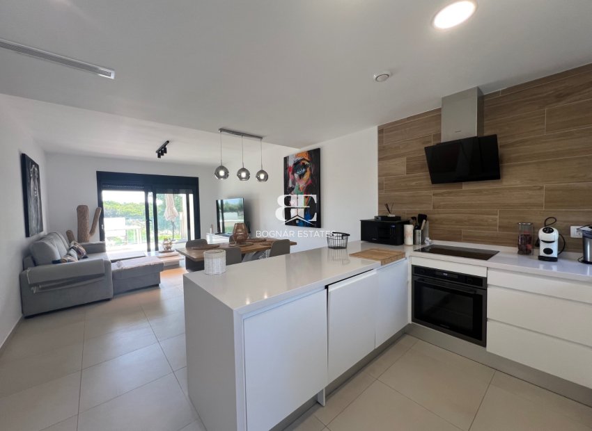 Resale - apartment -
Pilar de la Horadada - Lo Romero Golf