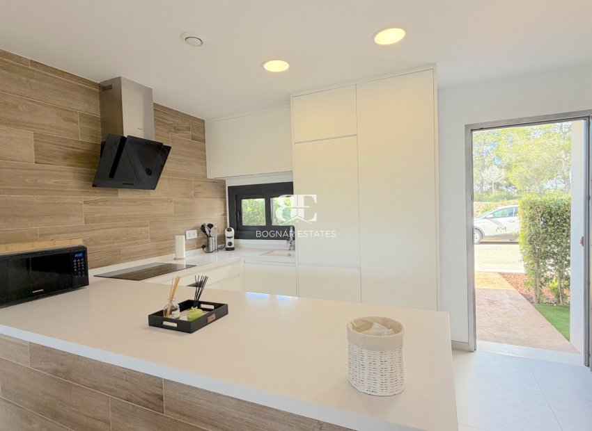 Resale - apartment -
Pilar de la Horadada - Lo Romero Golf