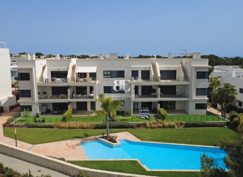 Resale - apartment -
Pilar de la Horadada - Lo Romero Golf
