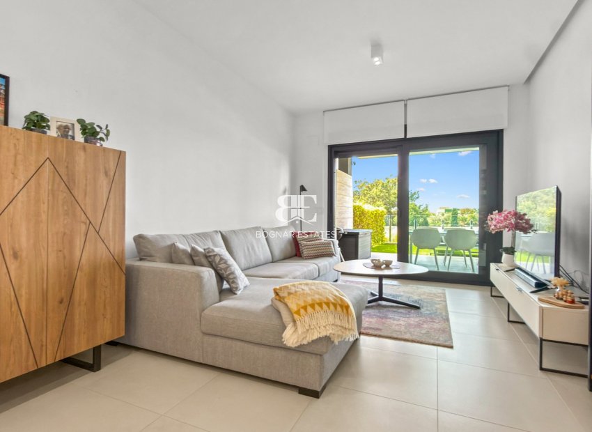 Resale - apartment -
Pilar de la Horadada - Lo Romero Golf