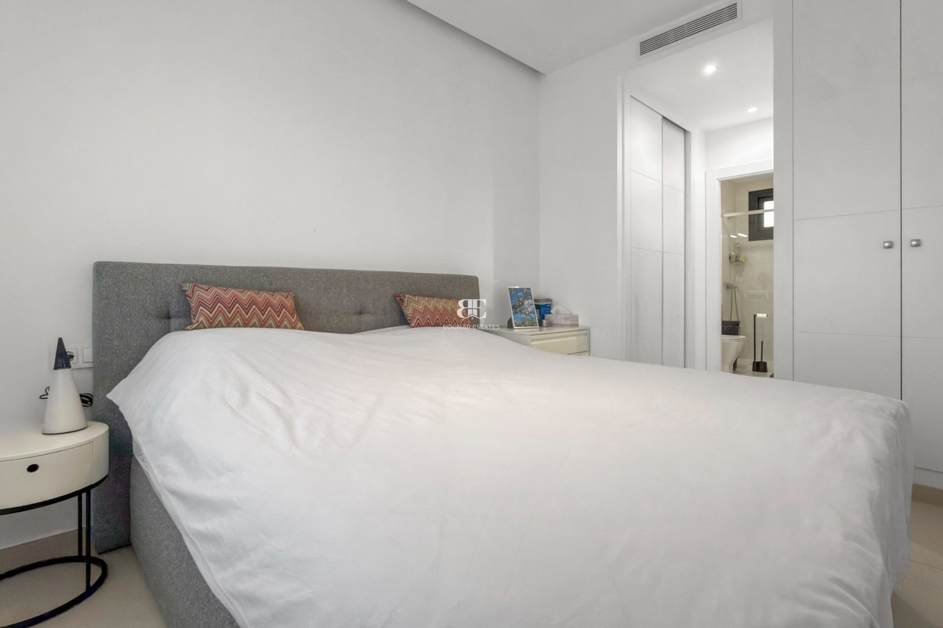 Resale - apartment -
Pilar de la Horadada - Lo Romero Golf