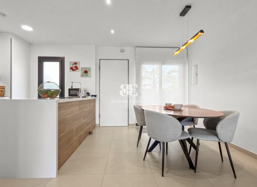 Resale - apartment -
Pilar de la Horadada - Lo Romero Golf