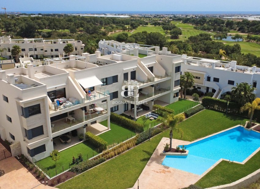 Resale - apartment -
Pilar de la Horadada - Lo Romero Golf