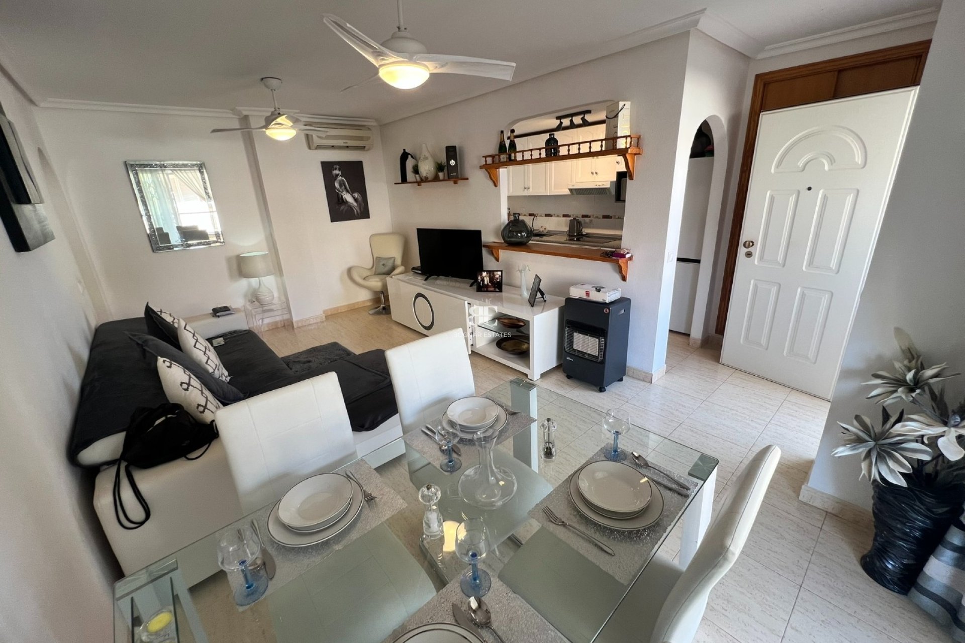 Resale - apartment -
Pilar de la Horadada - Mil Palmeras