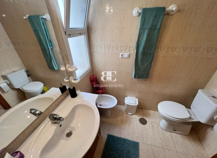 Resale - apartment -
Pilar de la Horadada - Mil Palmeras