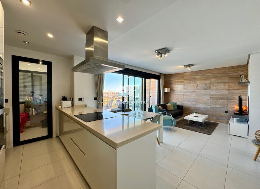 Resale - apartment -
Pilar de la Horadada - Mil Palmeras