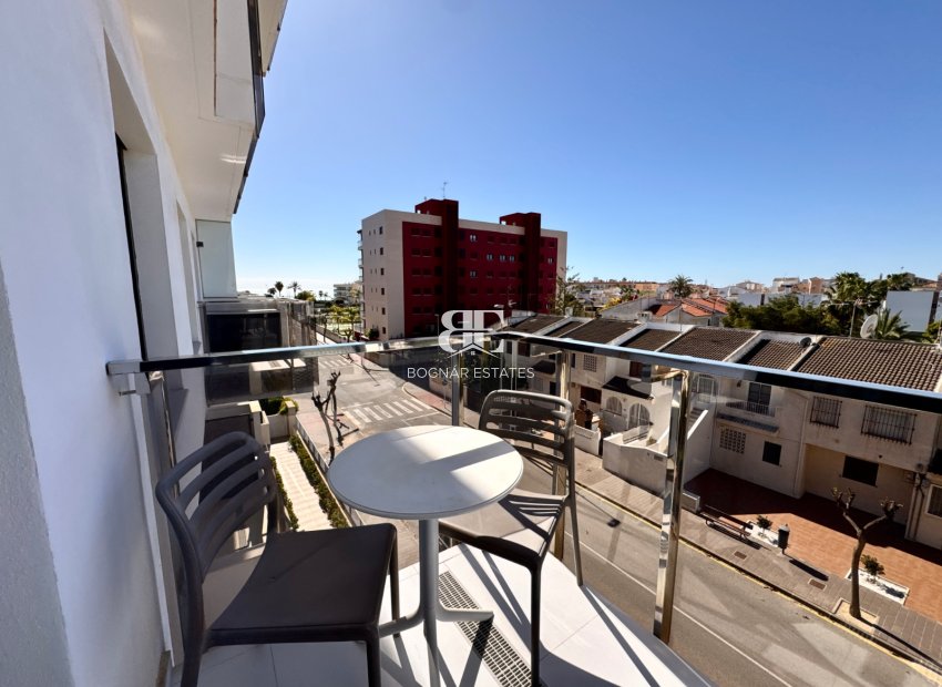 Resale - apartment -
Pilar de la Horadada - Mil Palmeras