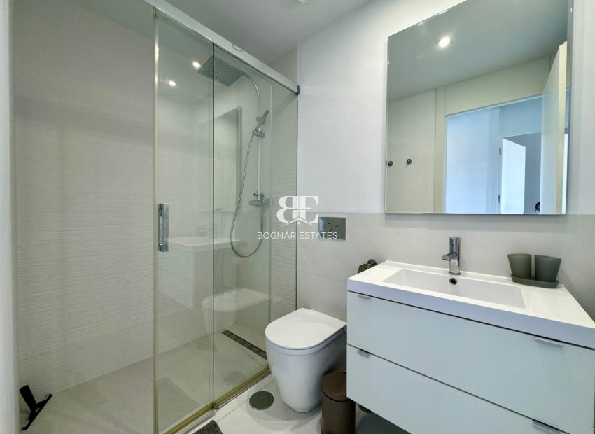 Resale - apartment -
Pilar de la Horadada - Mil Palmeras