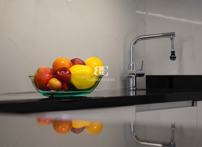 Resale - apartment -
Pilar de la Horadada - Mil Palmeras
