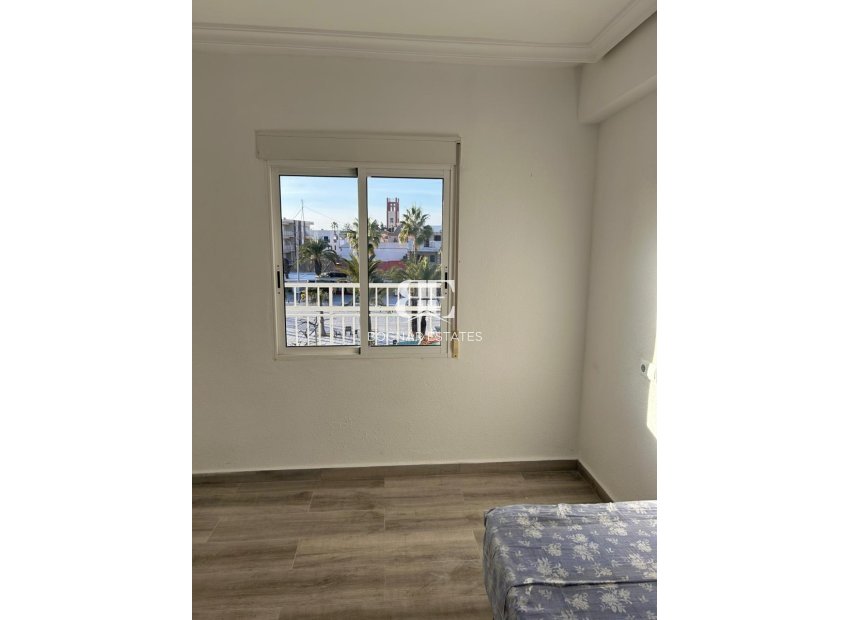 Resale - apartment -
Pilar de la Horadada - Torre de la Horadada