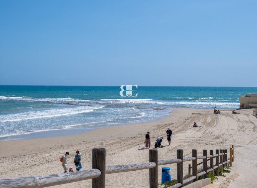 Resale - apartment -
Pilar de la Horadada - Torre de la Horadada