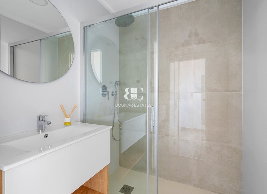 Resale - apartment -
Pilar de la Horadada - Torre de la Horadada