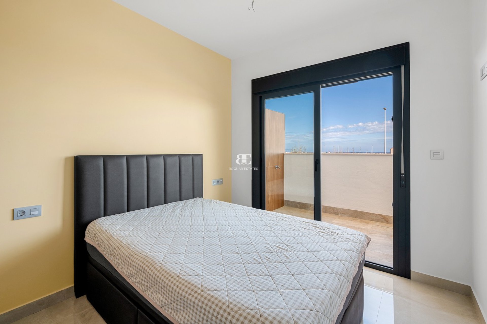 Resale - apartment -
Pilar de la Horadada - Torre de la Horadada
