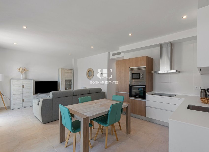 Resale - apartment -
Pilar de la Horadada - Zona Pueblo