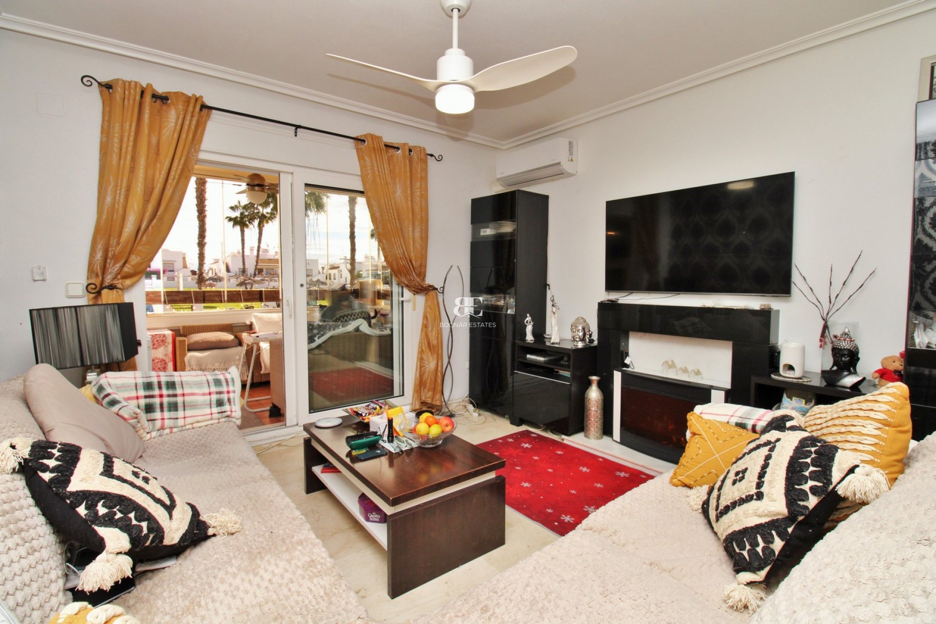 Resale - apartment -
Playa Flamenca