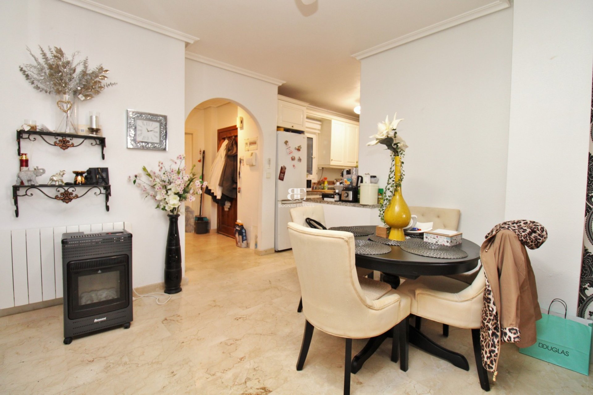 Resale - apartment -
Playa Flamenca