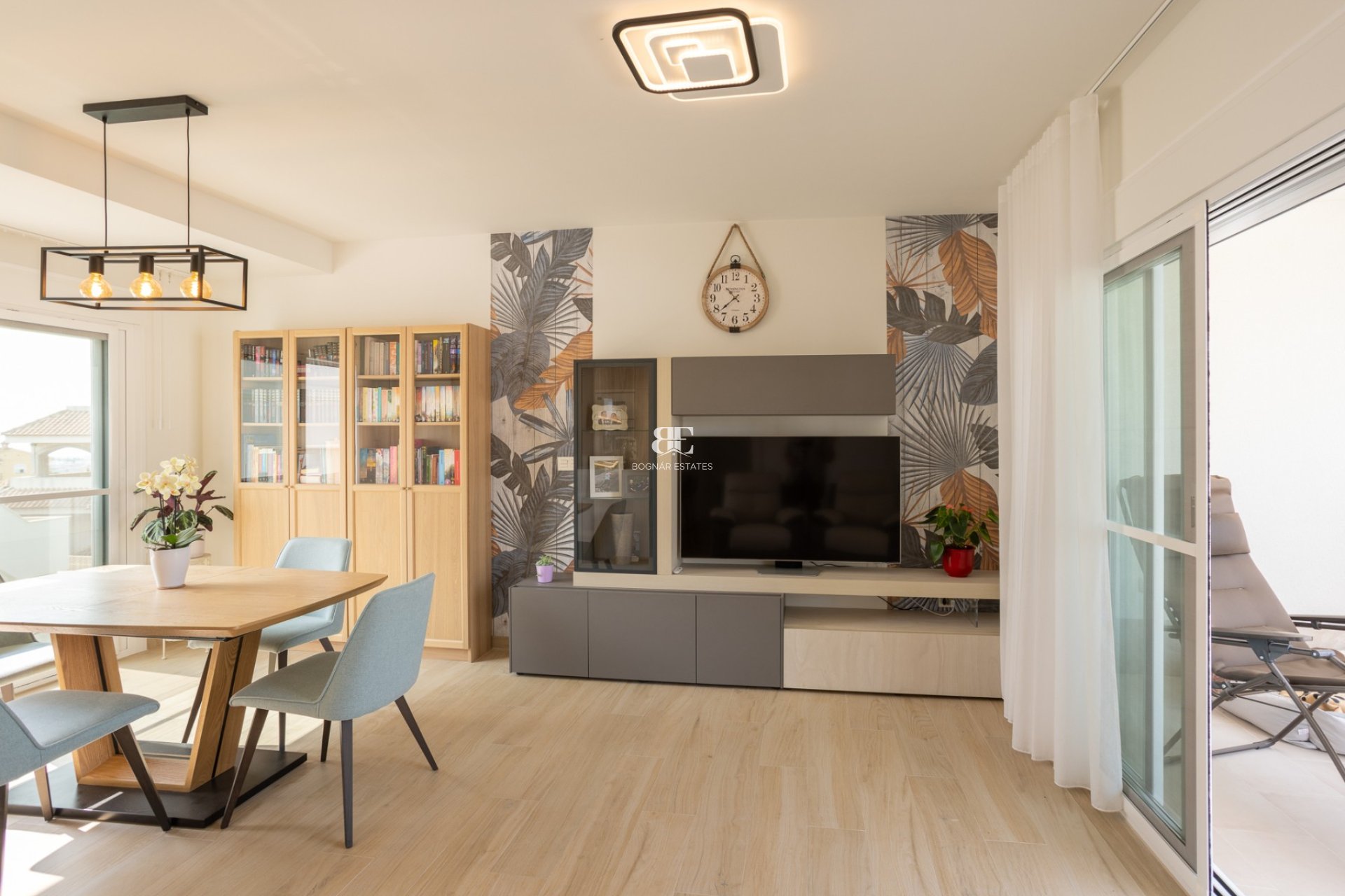 Resale - apartment -
San Miguel de Salinas - Blue Lagoon