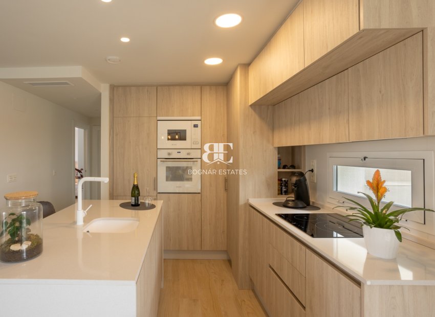 Resale - apartment -
San Miguel de Salinas - Blue Lagoon