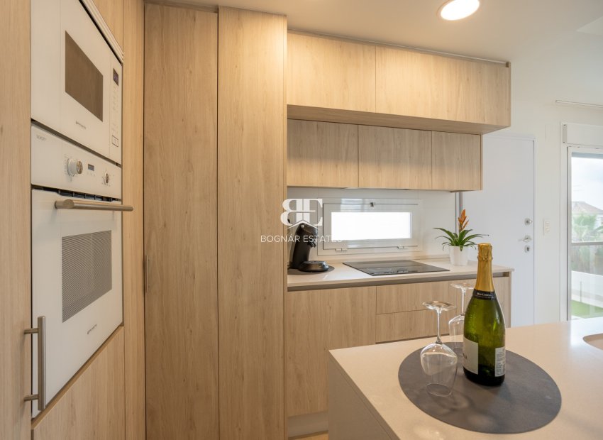 Resale - apartment -
San Miguel de Salinas - Blue Lagoon