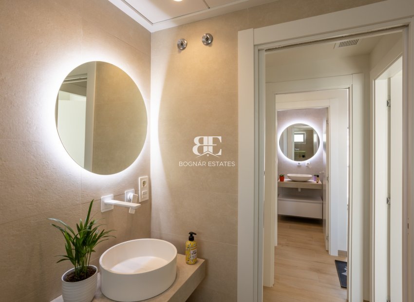 Resale - apartment -
San Miguel de Salinas - Blue Lagoon