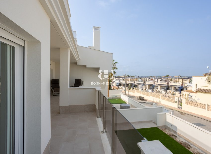 Resale - apartment -
San Miguel de Salinas - Blue Lagoon