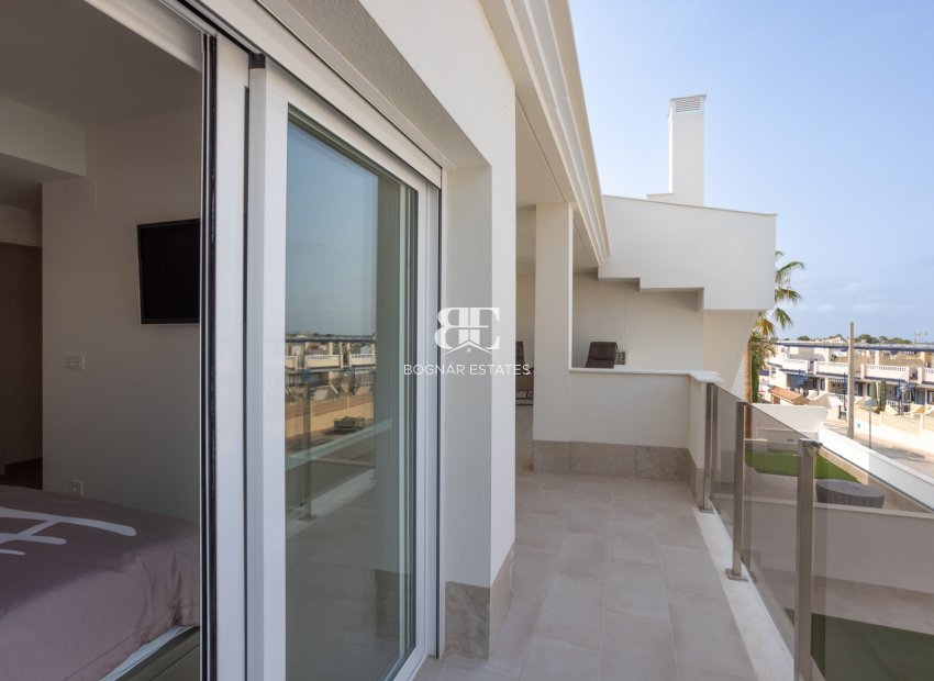 Resale - apartment -
San Miguel de Salinas - Blue Lagoon