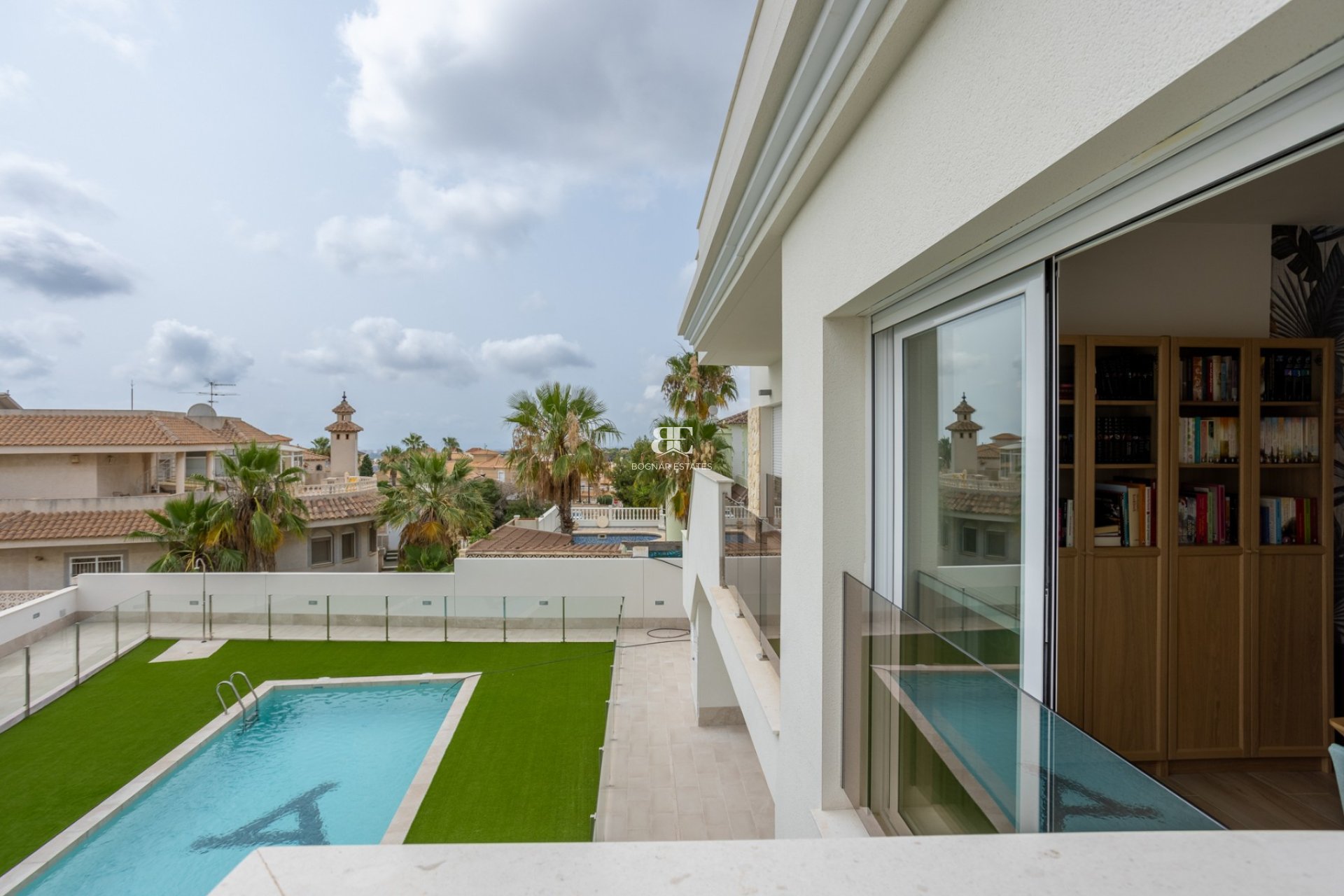 Resale - apartment -
San Miguel de Salinas - Blue Lagoon