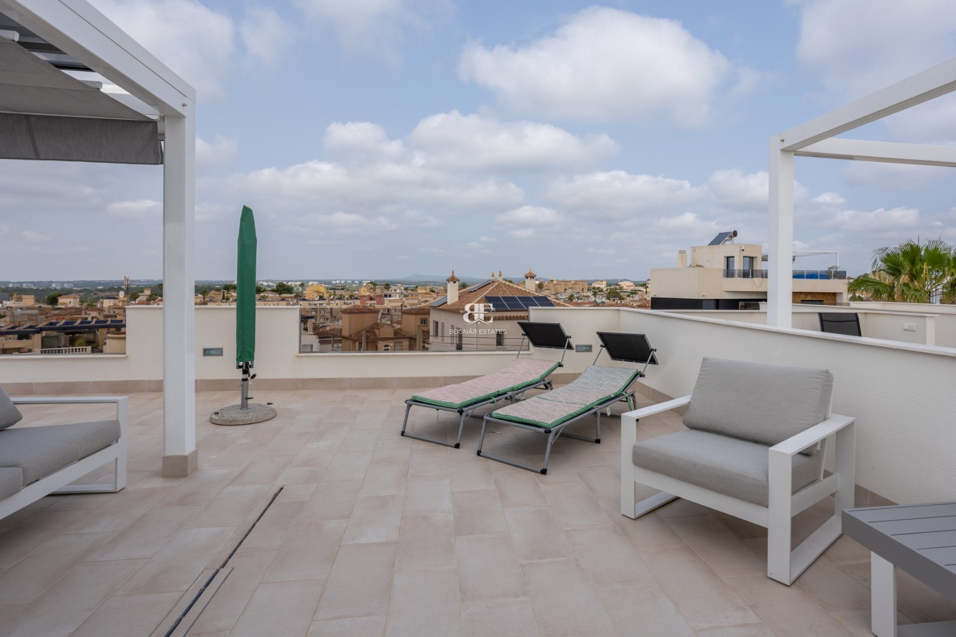 Resale - apartment -
San Miguel de Salinas - Blue Lagoon