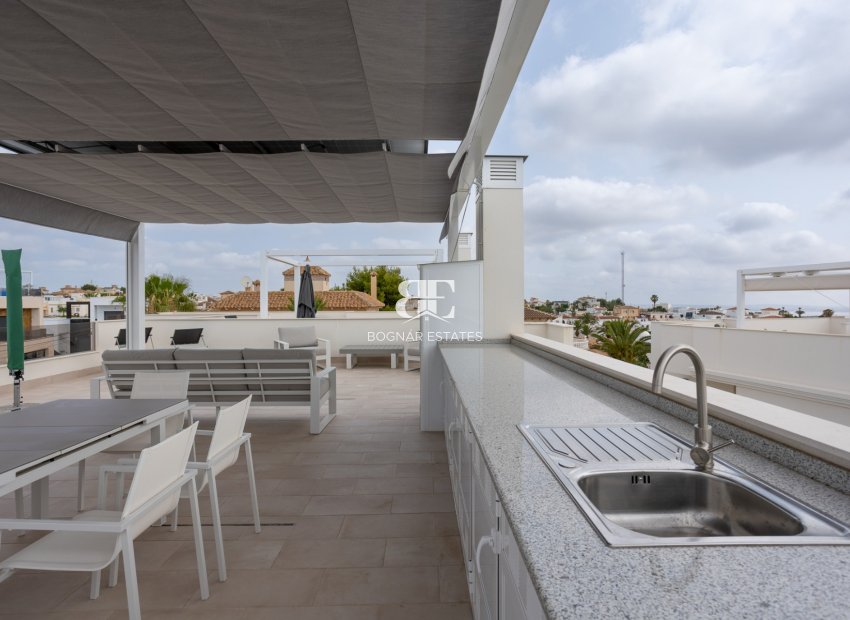 Resale - apartment -
San Miguel de Salinas - Blue Lagoon