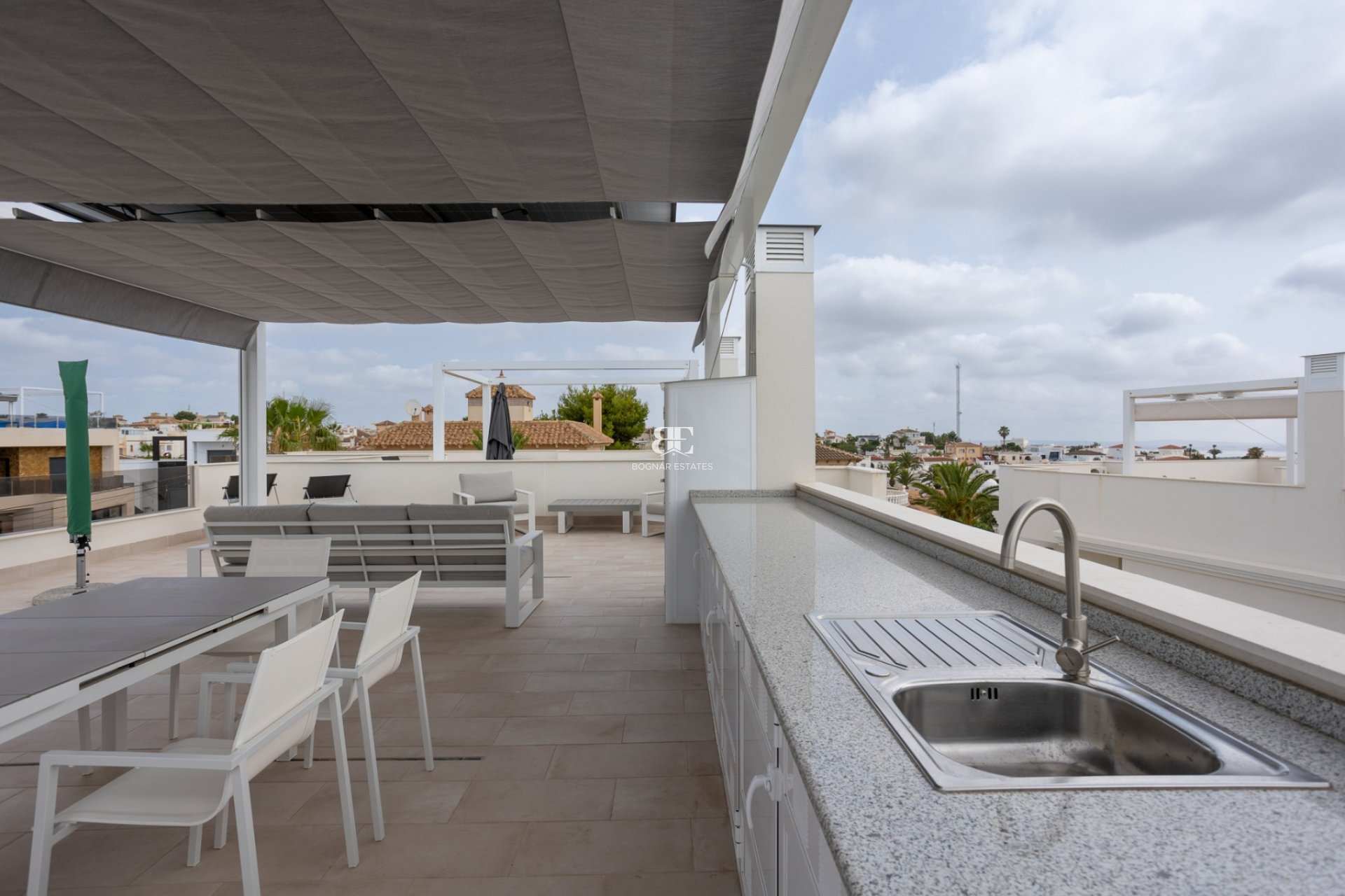 Resale - apartment -
San Miguel de Salinas - Blue Lagoon