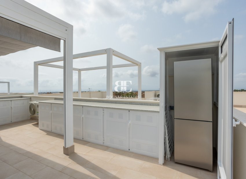 Resale - apartment -
San Miguel de Salinas - Blue Lagoon