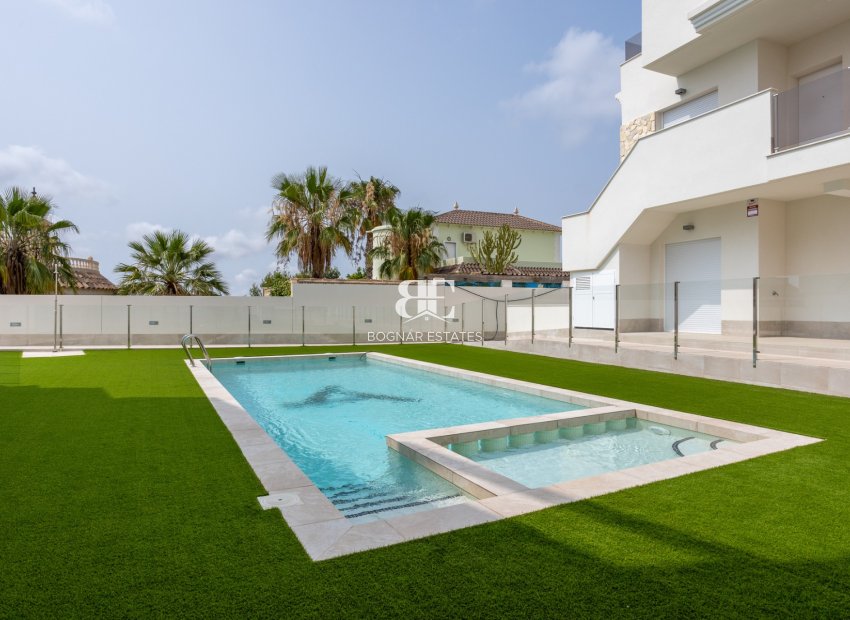 Resale - apartment -
San Miguel de Salinas - Blue Lagoon