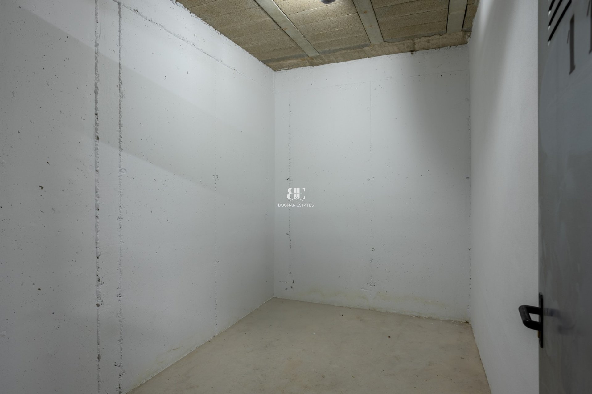 Resale - apartment -
San Miguel de Salinas - Blue Lagoon