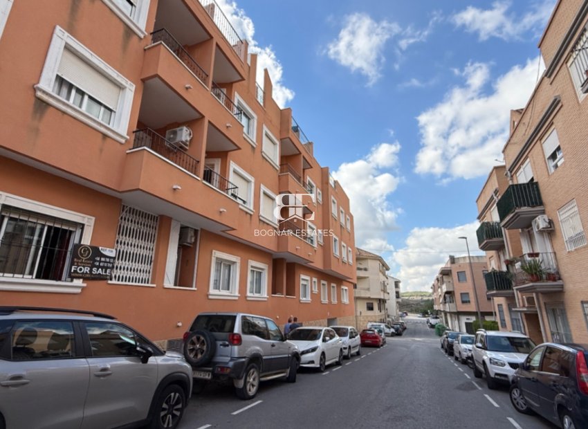 Resale - apartment -
San Miguel de Salinas - Costa Blanca