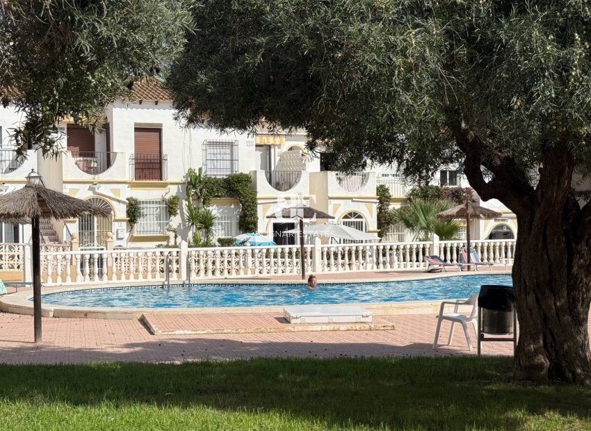 Resale - apartment -
San Miguel de Salinas - Costa Blanca