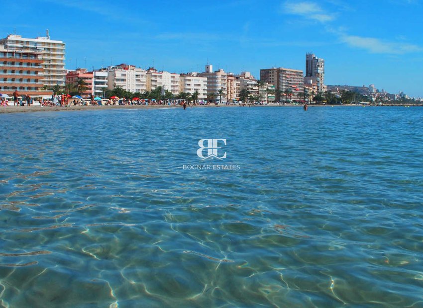 Resale - apartment -
Santa Pola - Center