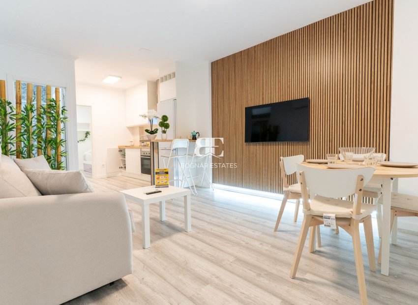 Resale - apartment -
Santa Pola - Gran Alacant