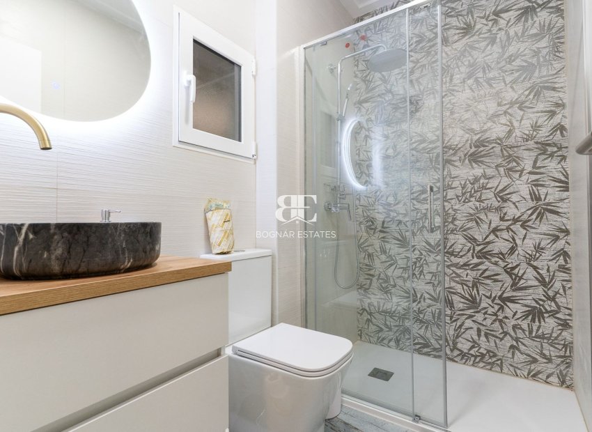 Resale - apartment -
Santa Pola - Gran Alacant