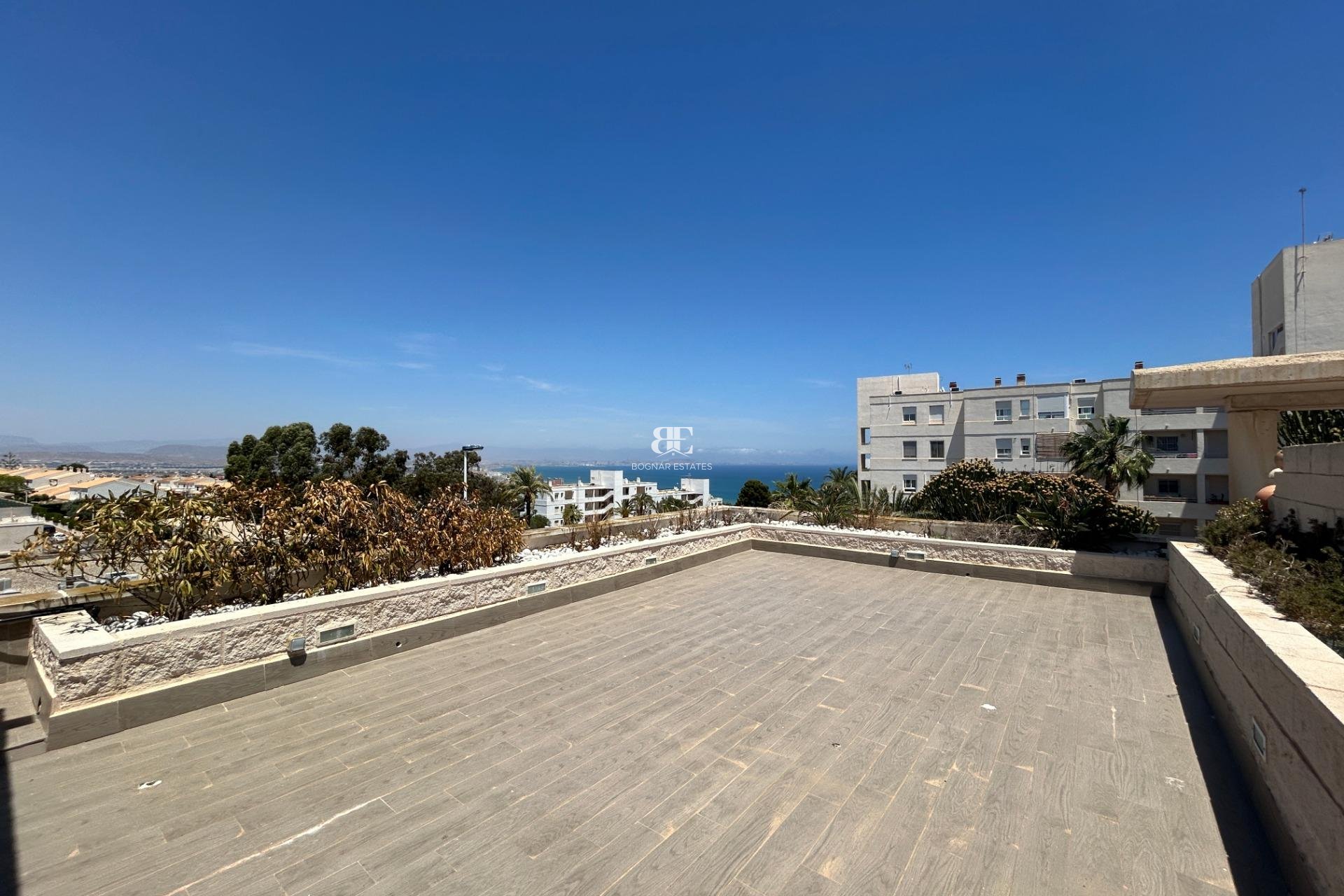 Resale - apartment -
Santa Pola - Gran Alacant