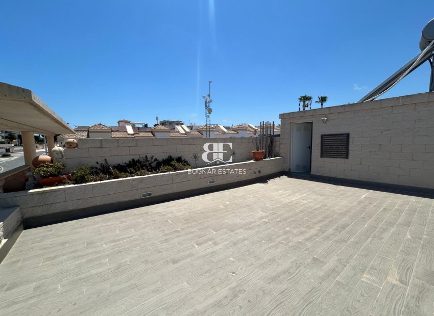 Resale - apartment -
Santa Pola - Gran Alacant