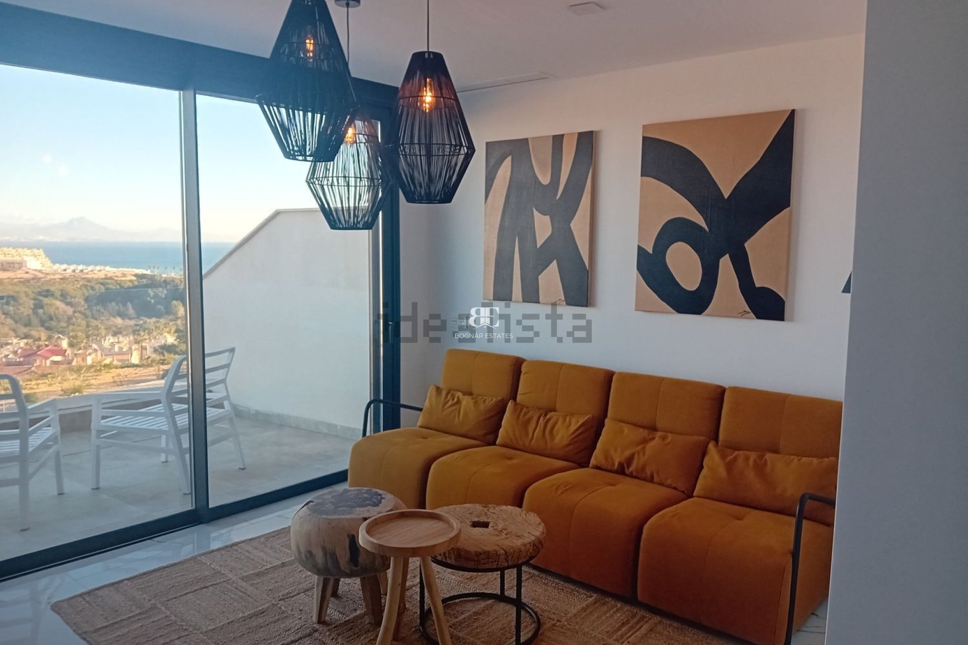 Resale - apartment -
Santa Pola - Gran Alacant